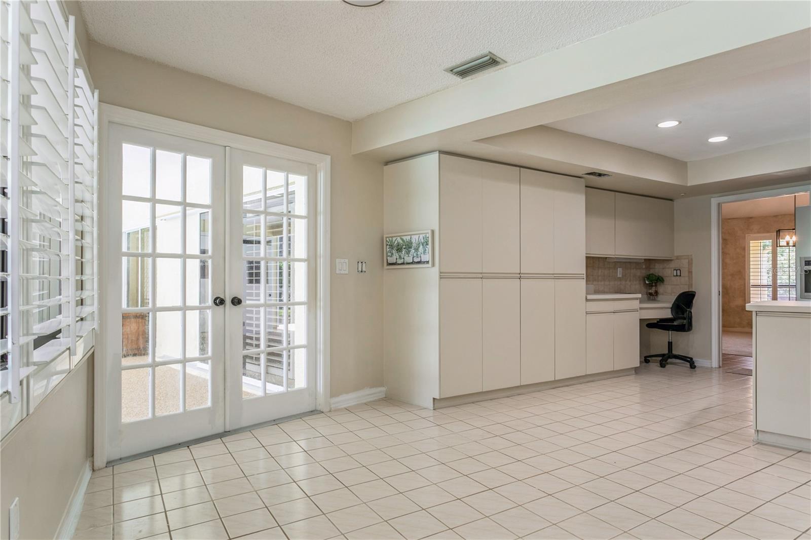 Image 12 of 36 For 3262 Westcott Court