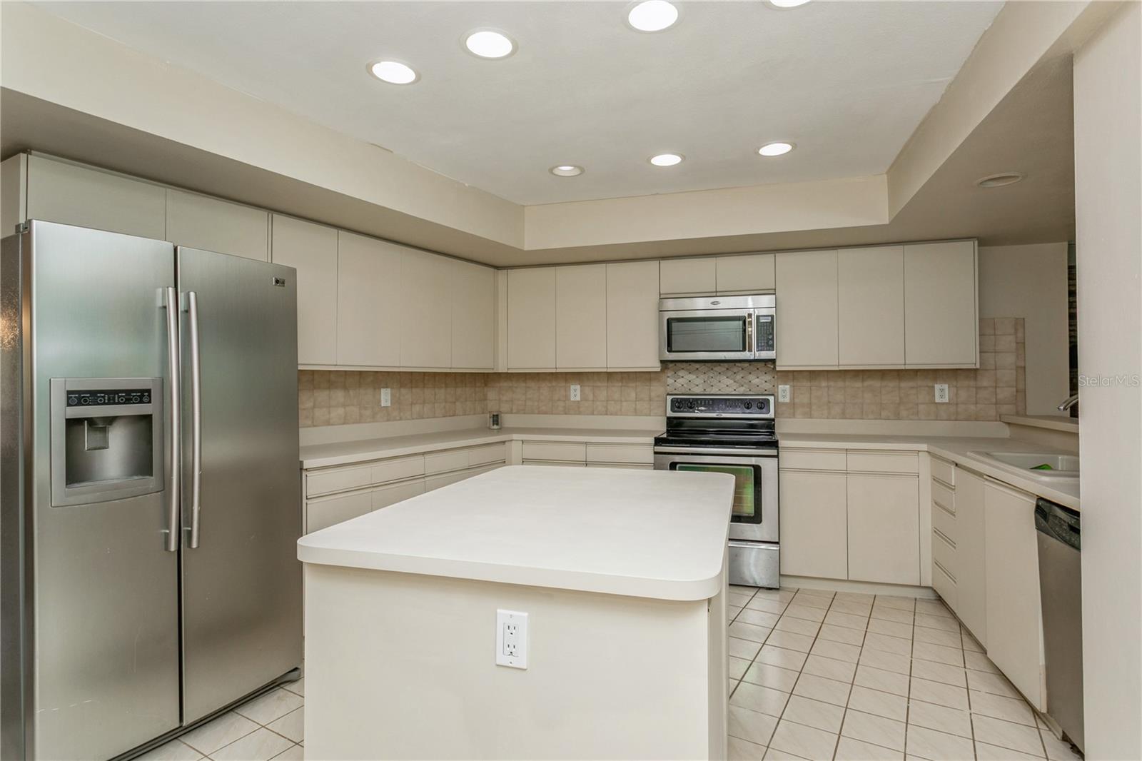 Image 8 of 36 For 3262 Westcott Court