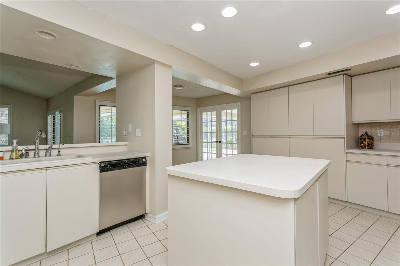 Image 9 of 36 For 3262 Westcott Court
