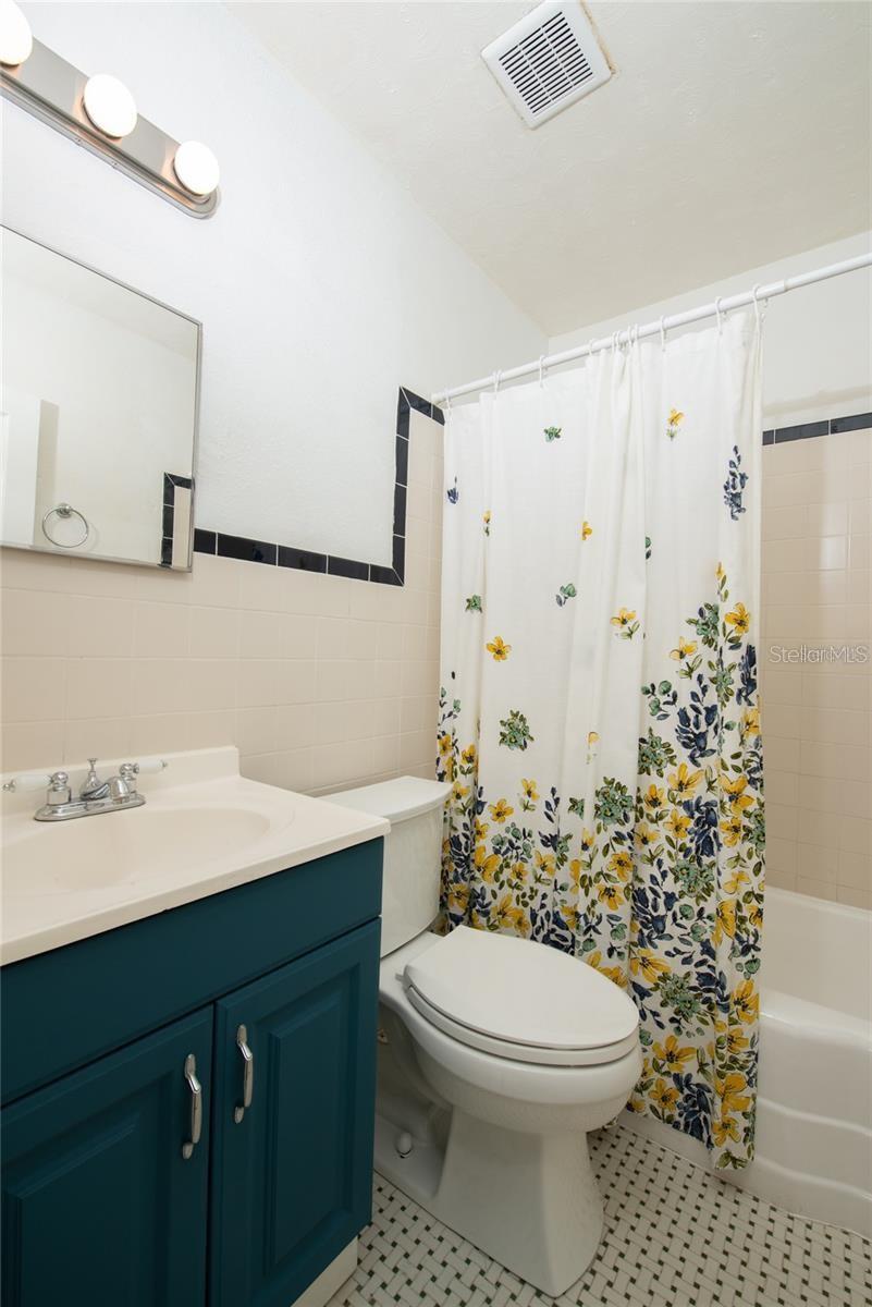 Image 19 of 27 For 3110 10th Avenue N