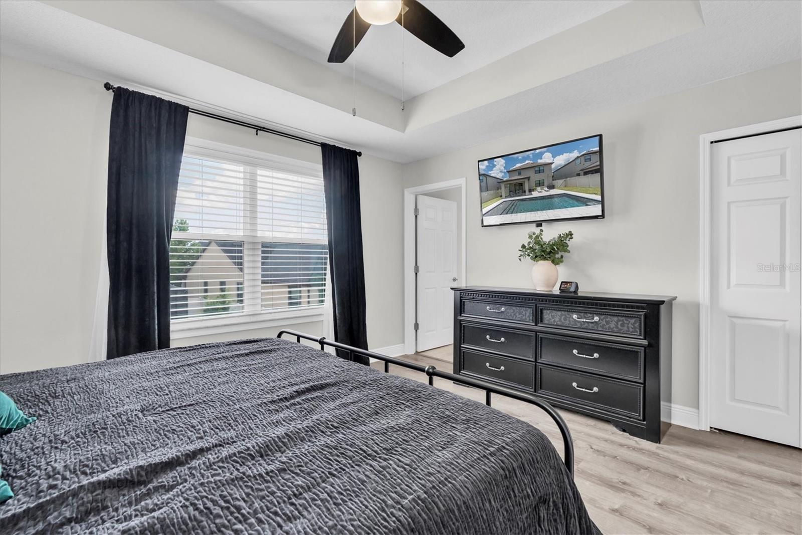 Image 21 of 60 For 12382 Tibbetts Street