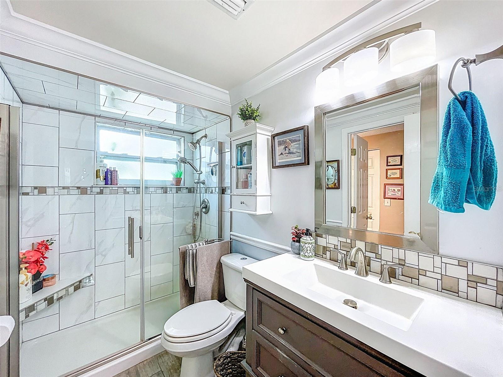 Image 27 of 63 For 7111 Lawnview Ct