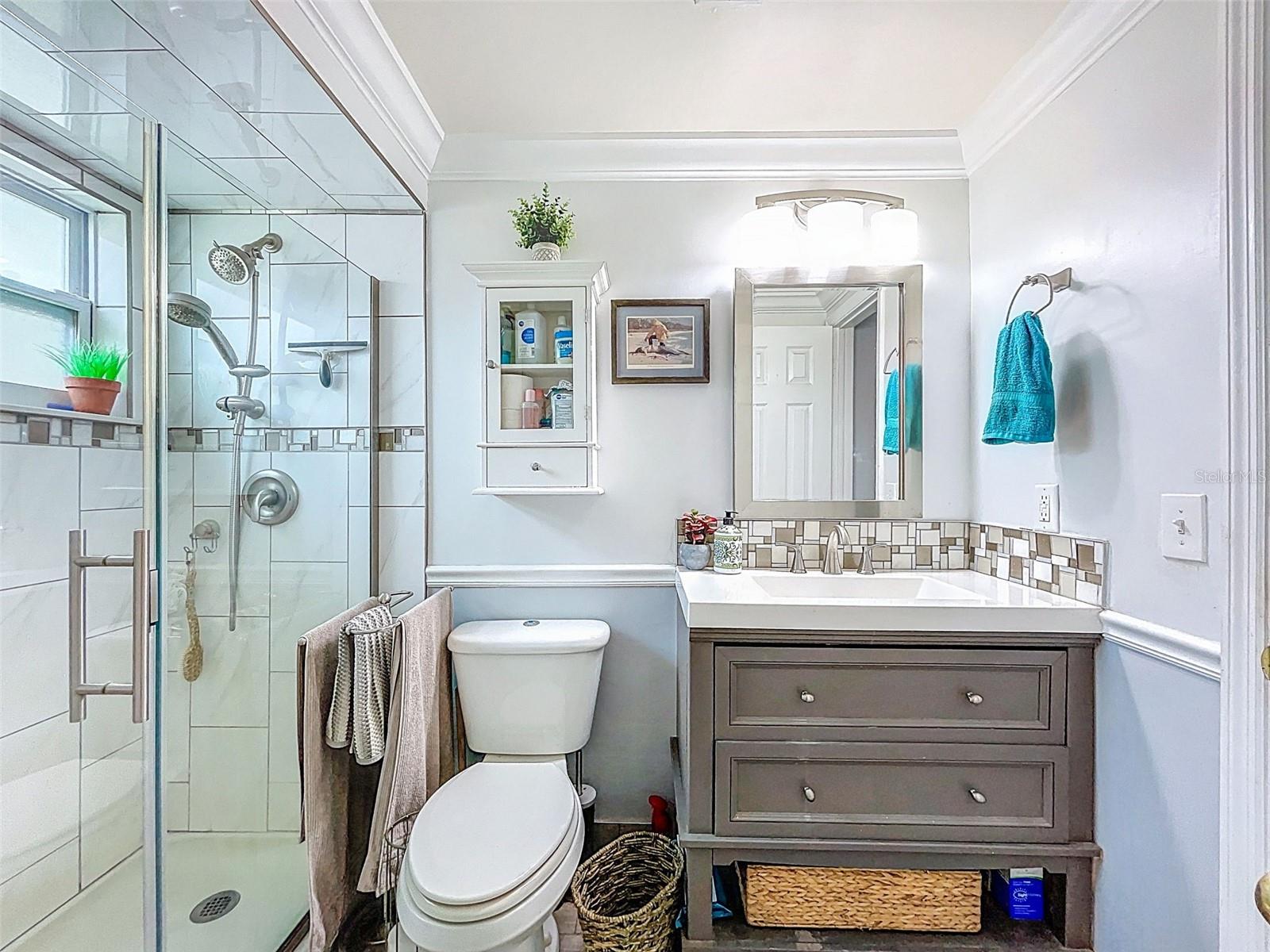 Image 29 of 63 For 7111 Lawnview Ct