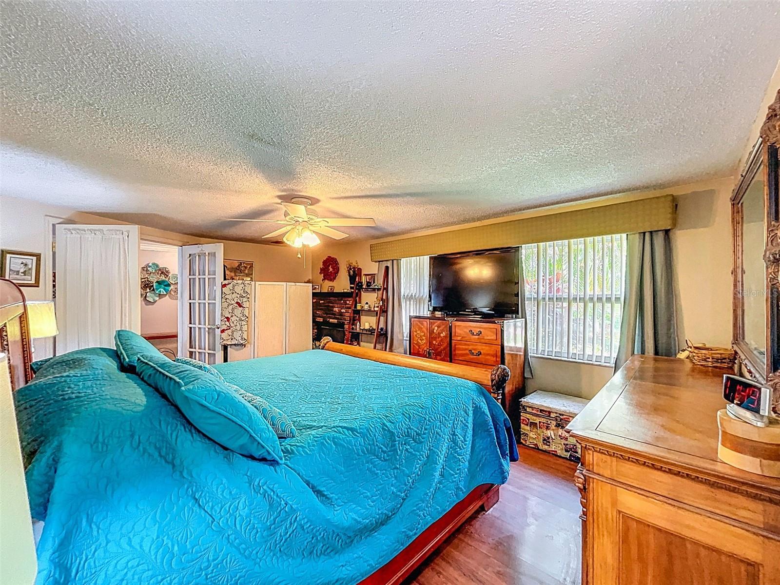 Image 30 of 63 For 7111 Lawnview Ct