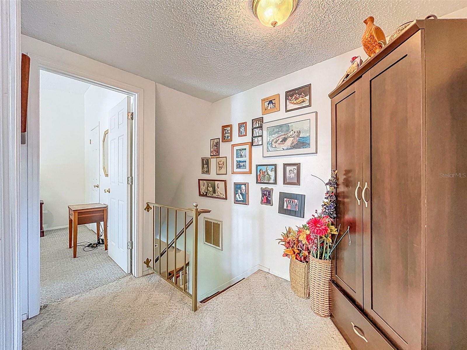 Image 31 of 63 For 7111 Lawnview Ct