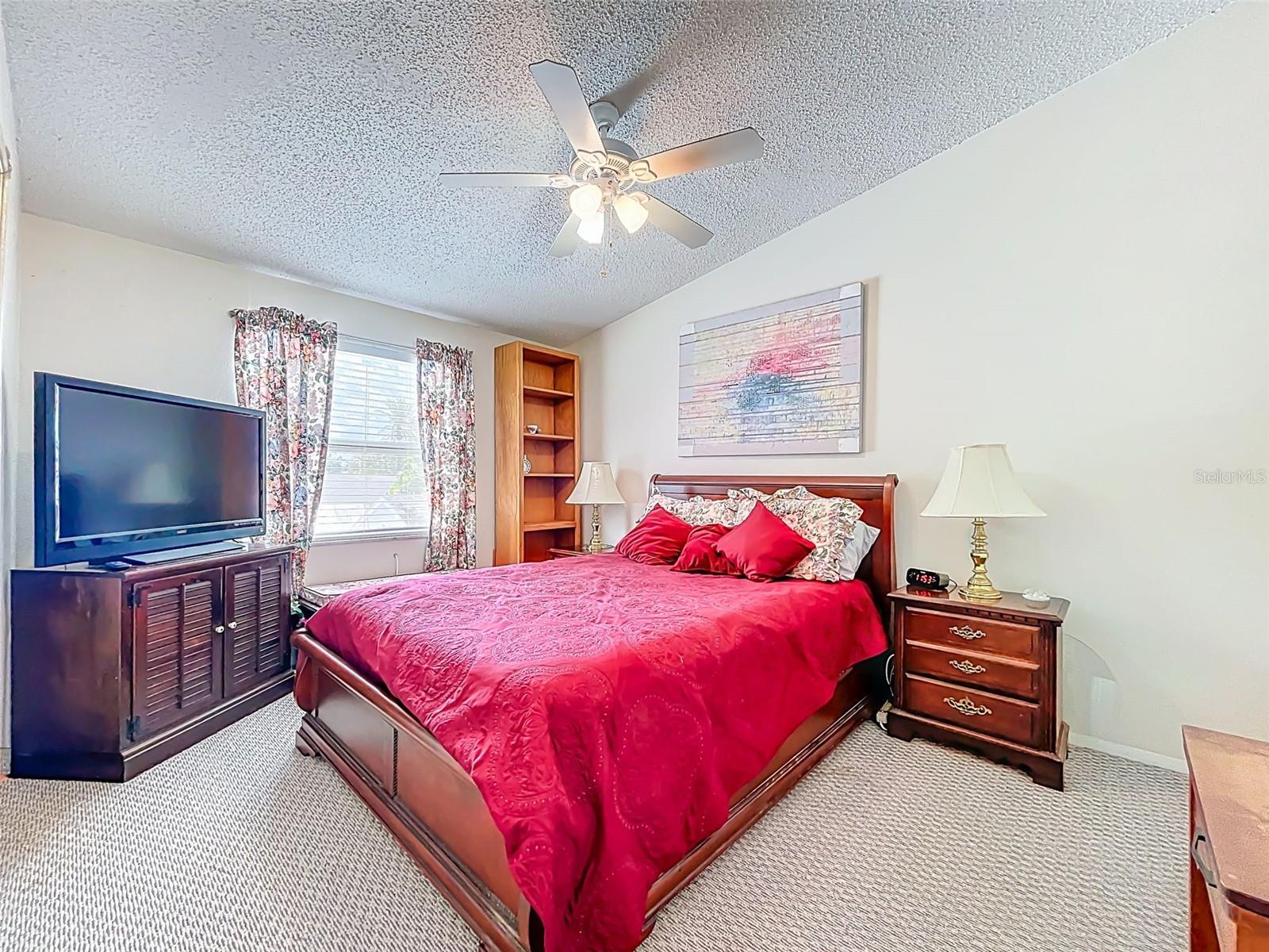 Image 33 of 63 For 7111 Lawnview Ct