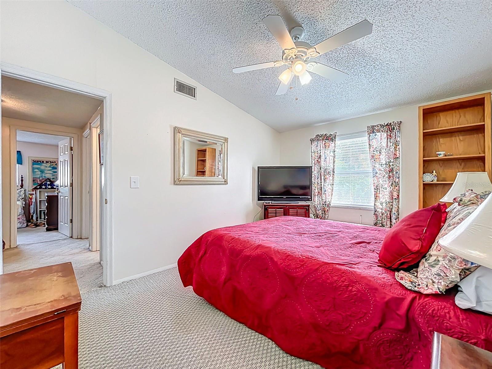 Image 34 of 63 For 7111 Lawnview Ct