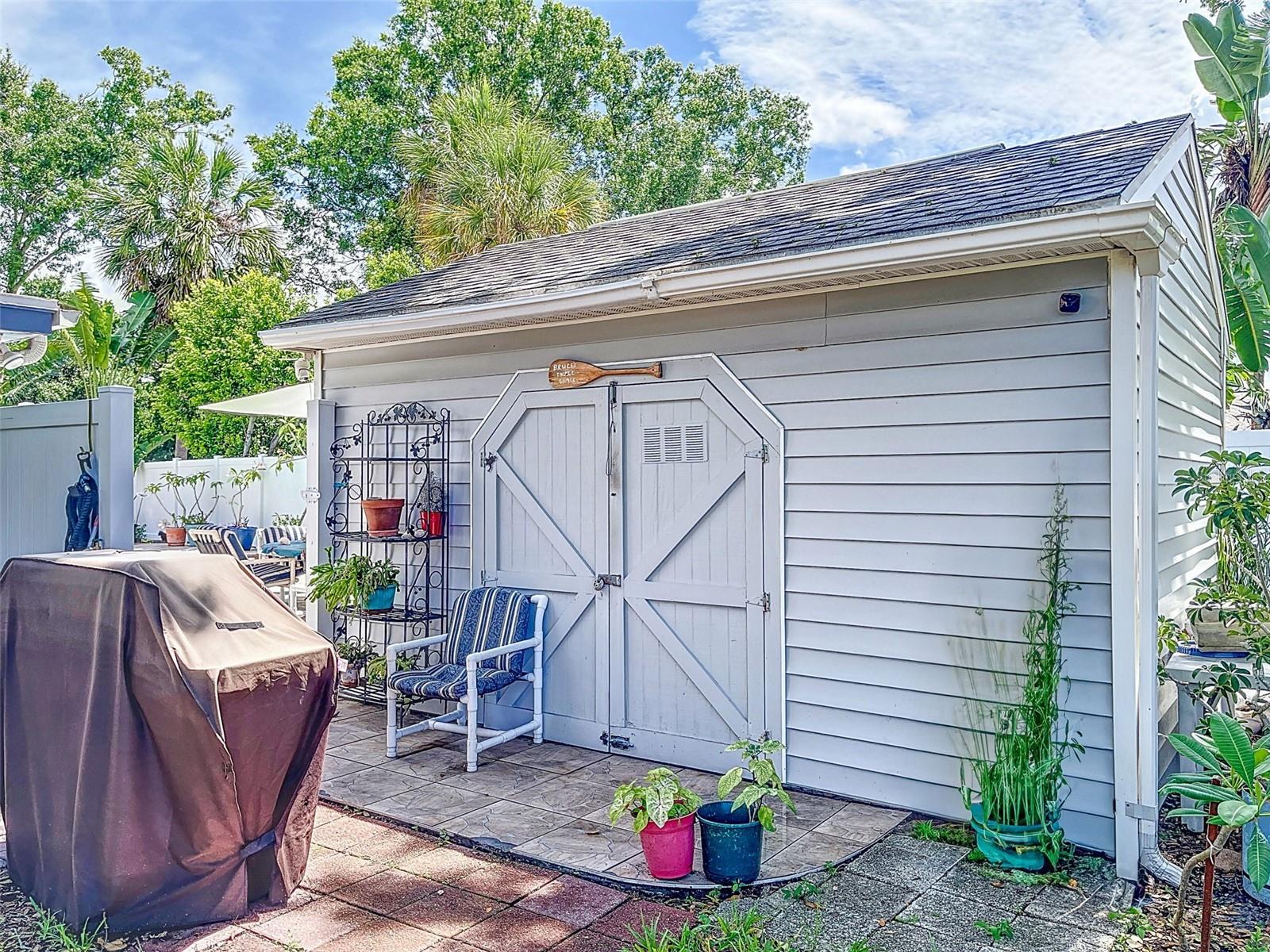 Image 49 of 63 For 7111 Lawnview Ct