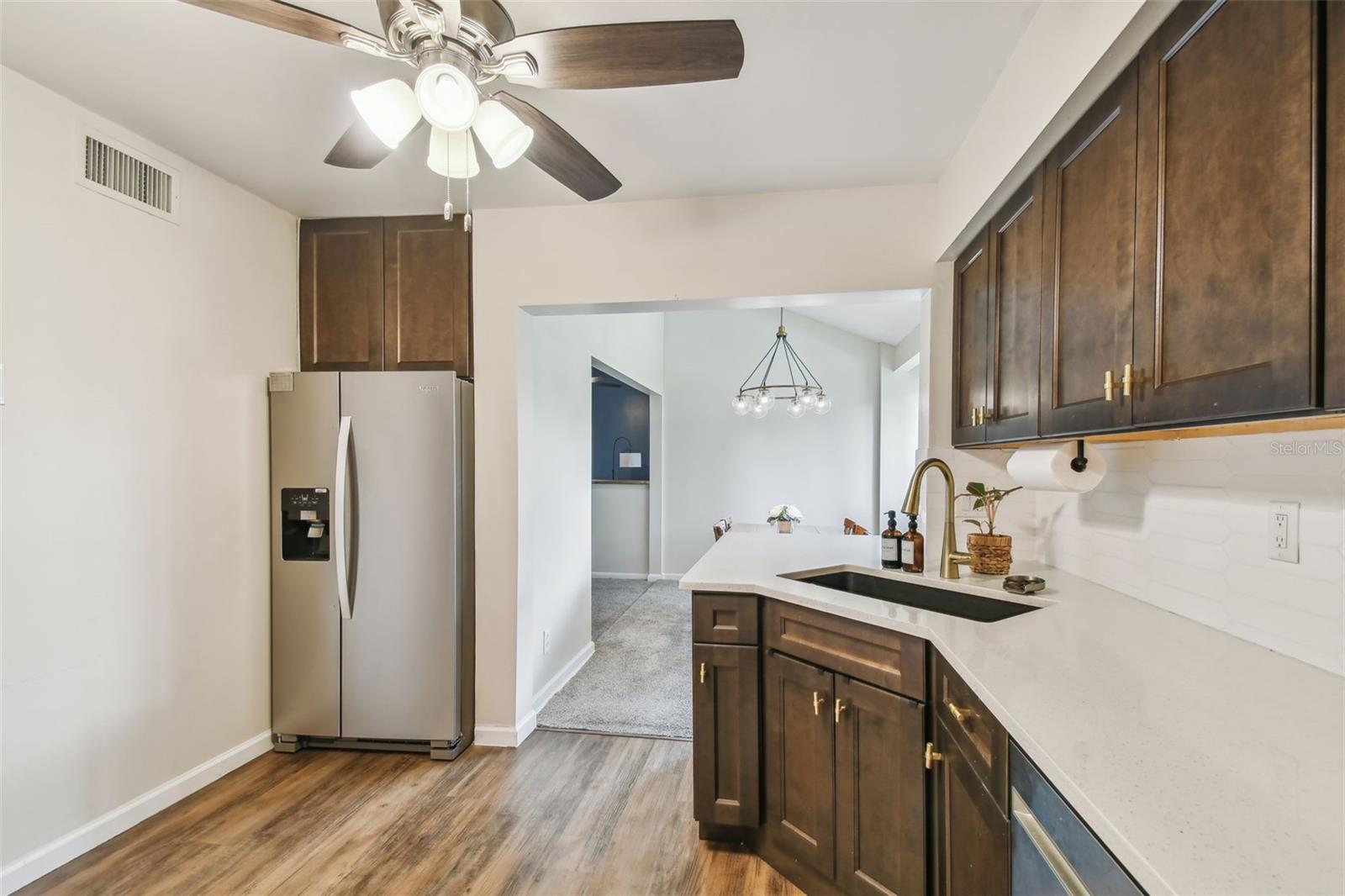 Image 37 of 67 For 4114 Pinelake Lane 202