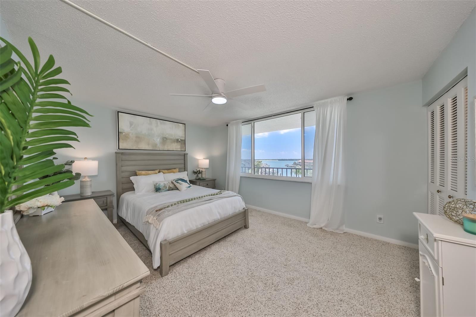 Image 21 of 44 For 1591 Gulf Boulevard 304s