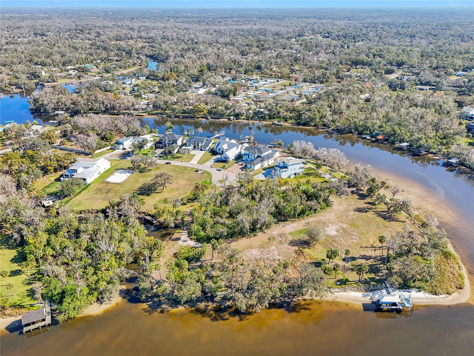 Image 11 of 19 For 8331 Alafia Pointe Drive