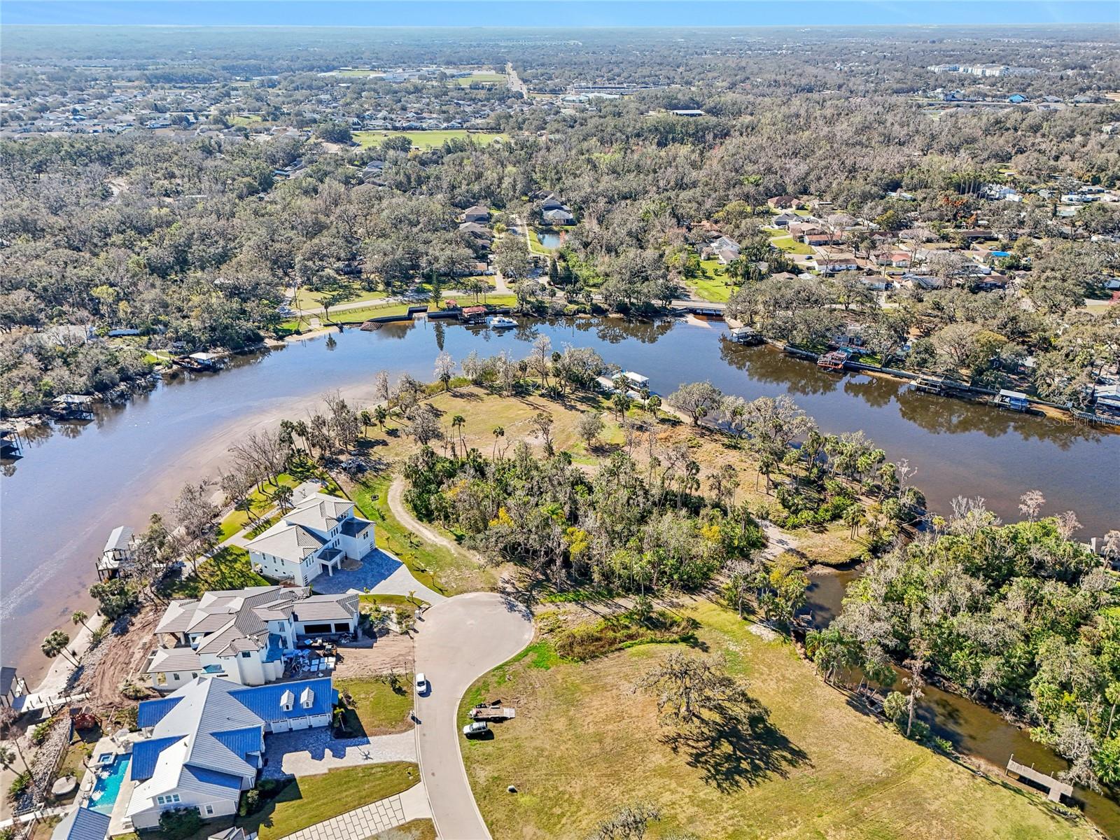 Image 8 of 19 For 8331 Alafia Pointe Drive