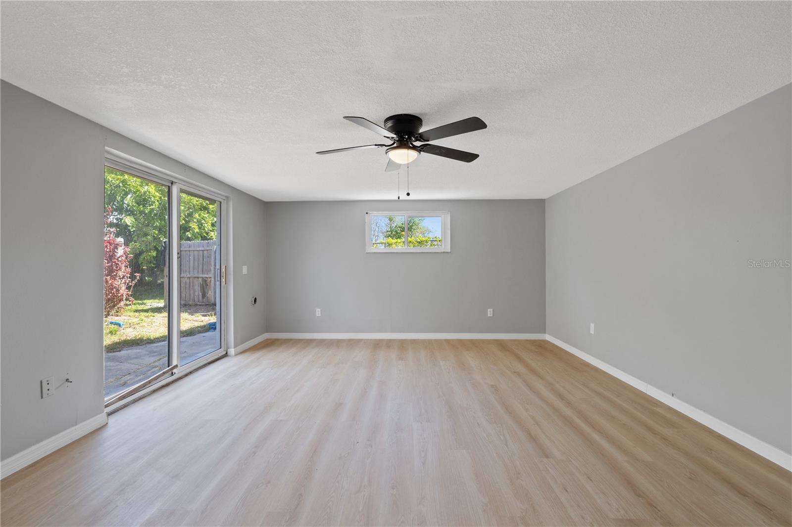 Image 26 of 30 For 4430 Shoreline Drive