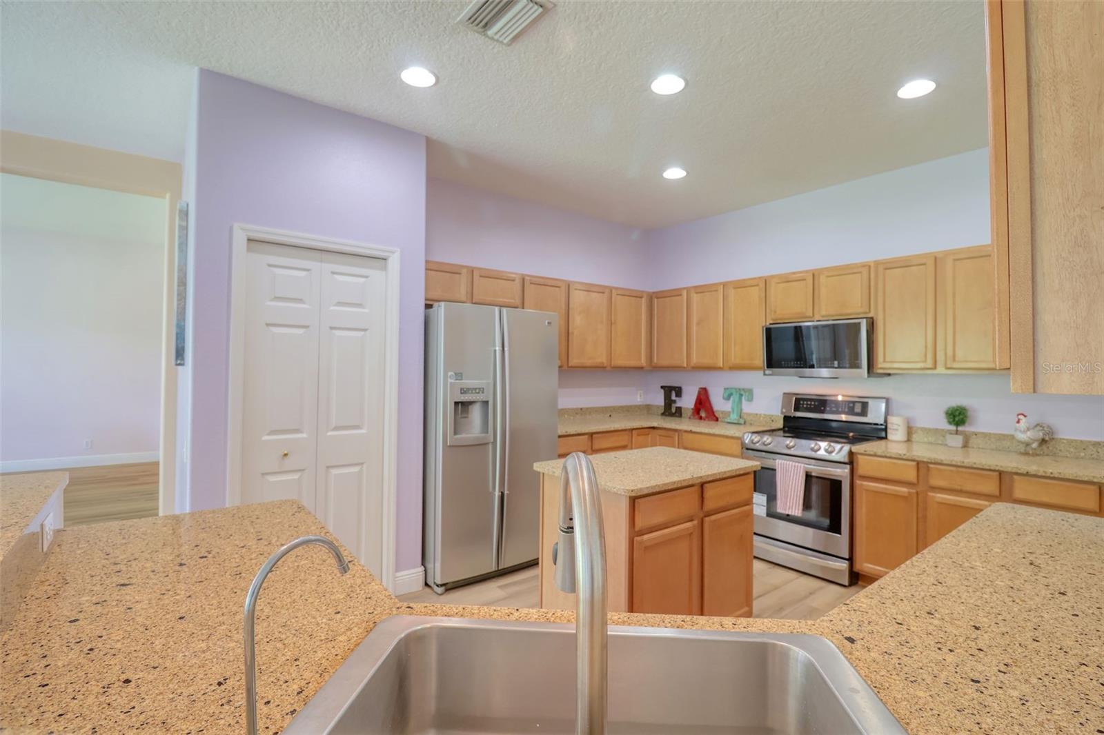 Image 10 of 56 For 2228 Hannah Way S