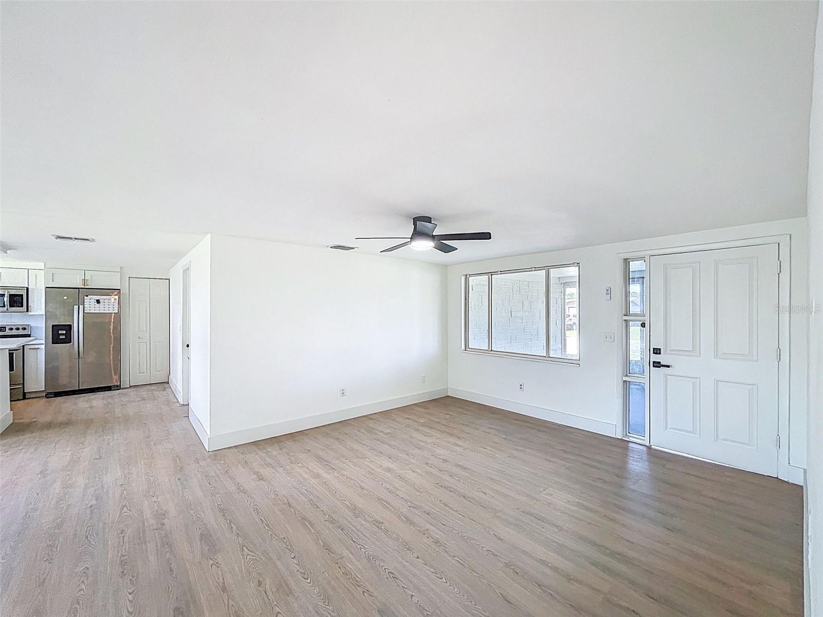 Image 11 of 45 For 2115 Erin Dr