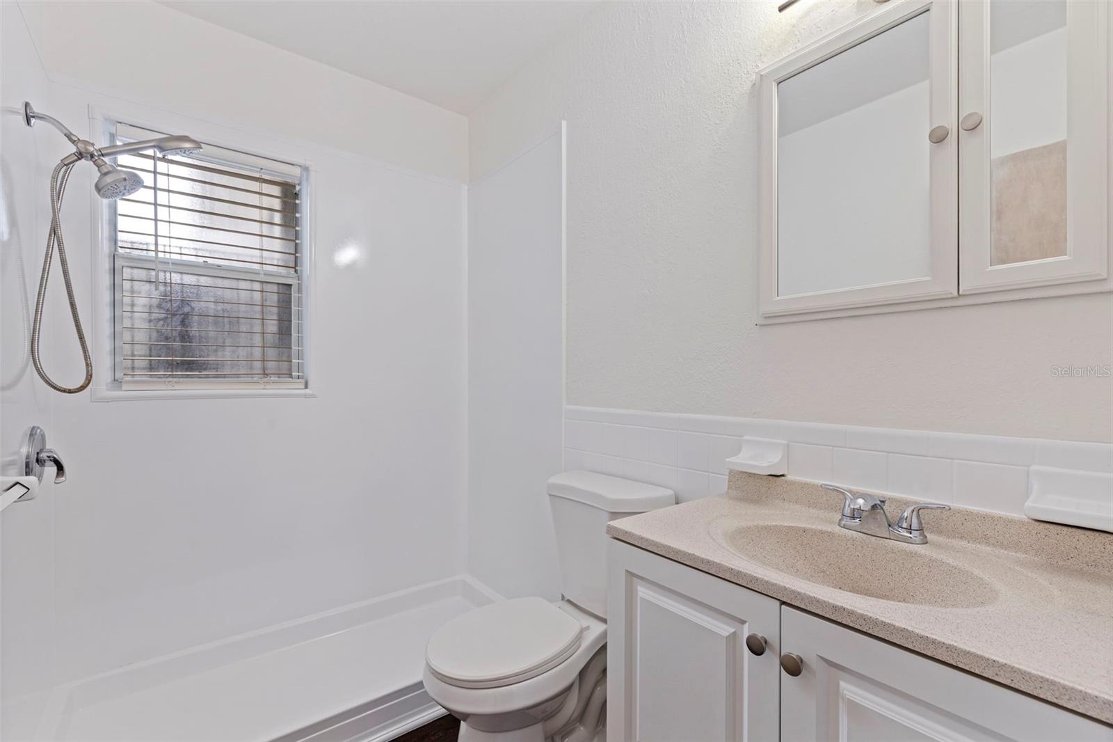 Image 13 of 22 For 5221 4th Avenue N