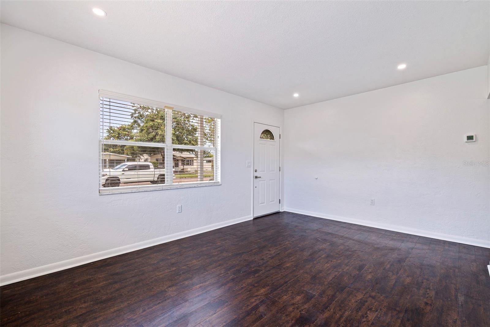 Image 3 of 22 For 5221 4th Avenue N
