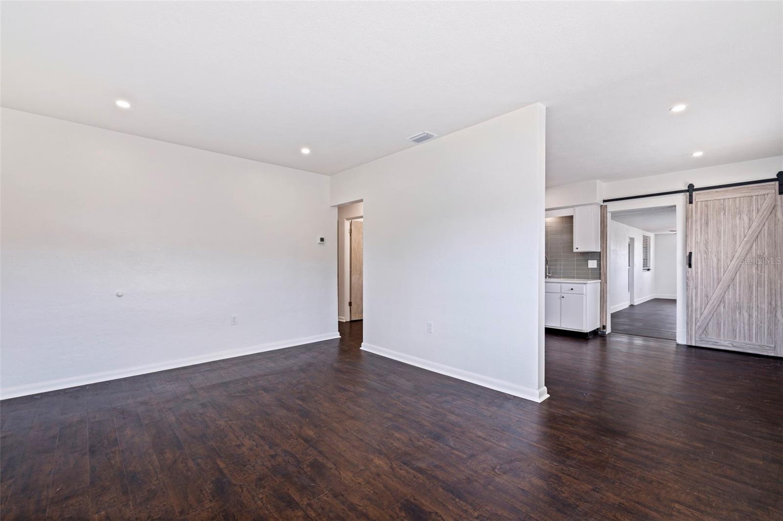 Image 4 of 22 For 5221 4th Avenue N