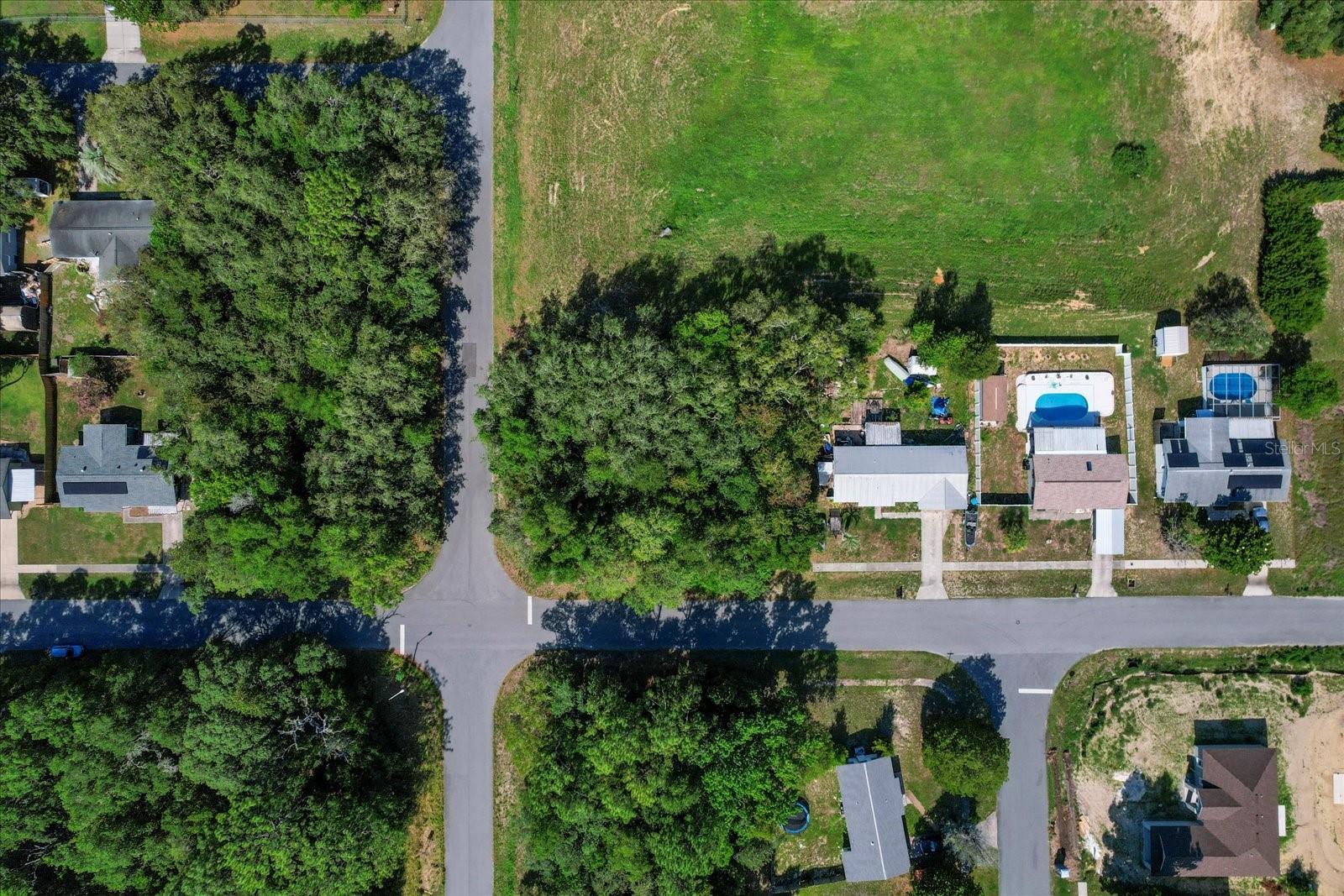 Listing photo id 8 for 9440 Caressa Way