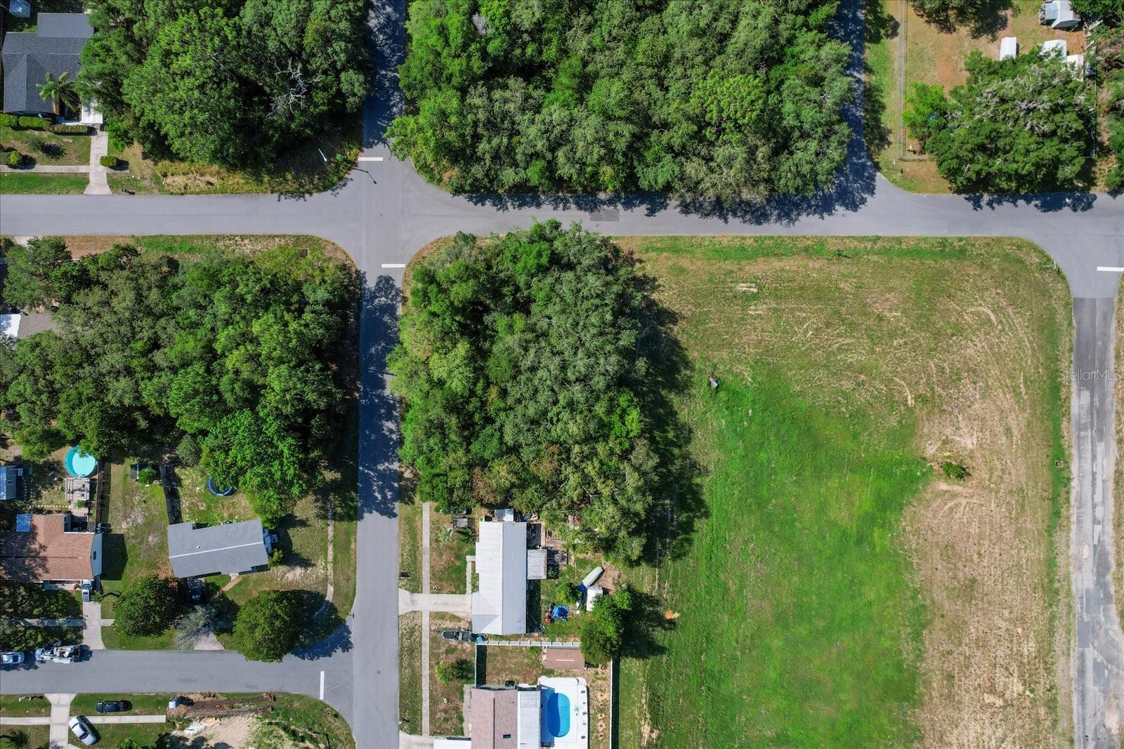 Listing photo id 9 for 9440 Caressa Way