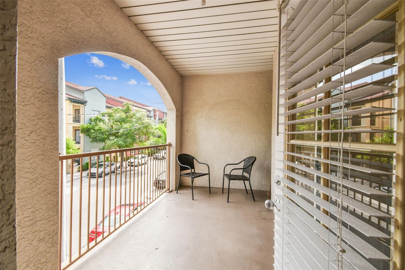 Image 17 of 35 For 504 Armenia Avenue 1329b