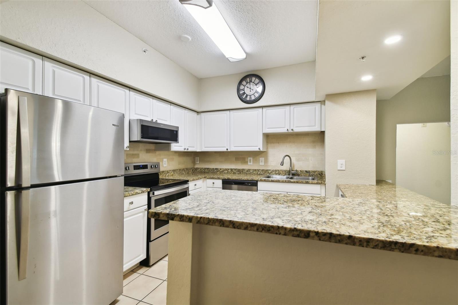 Image 2 of 35 For 504 Armenia Avenue 1329b