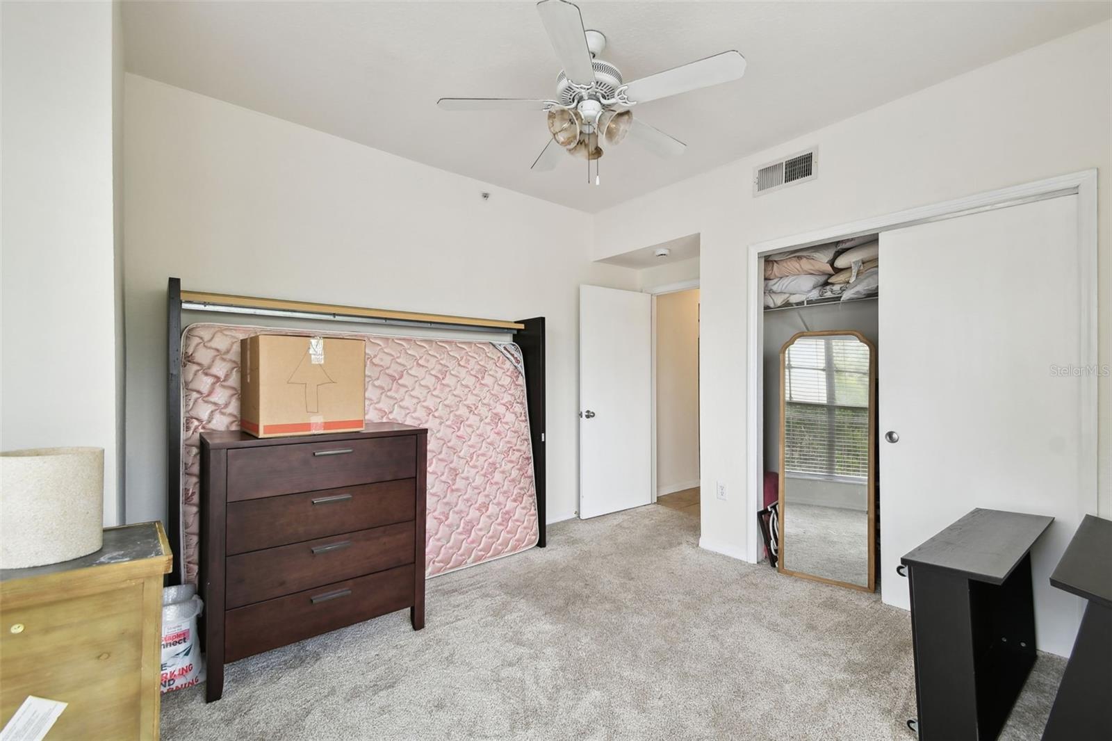 Image 28 of 35 For 504 Armenia Avenue 1329b