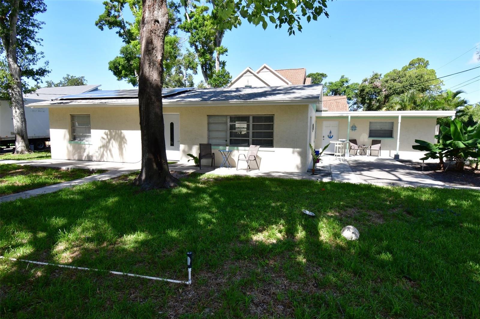 Image 2 of 30 For 7684 Oakhurst Road
