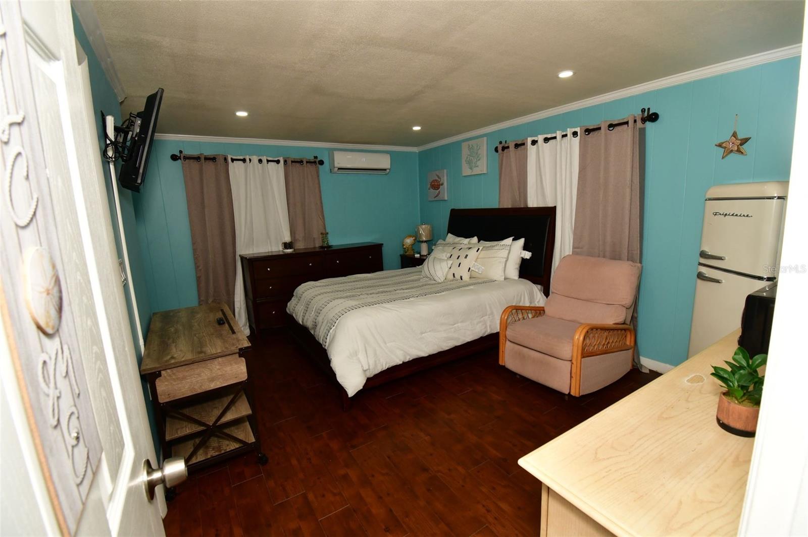 Image 22 of 30 For 7684 Oakhurst Road