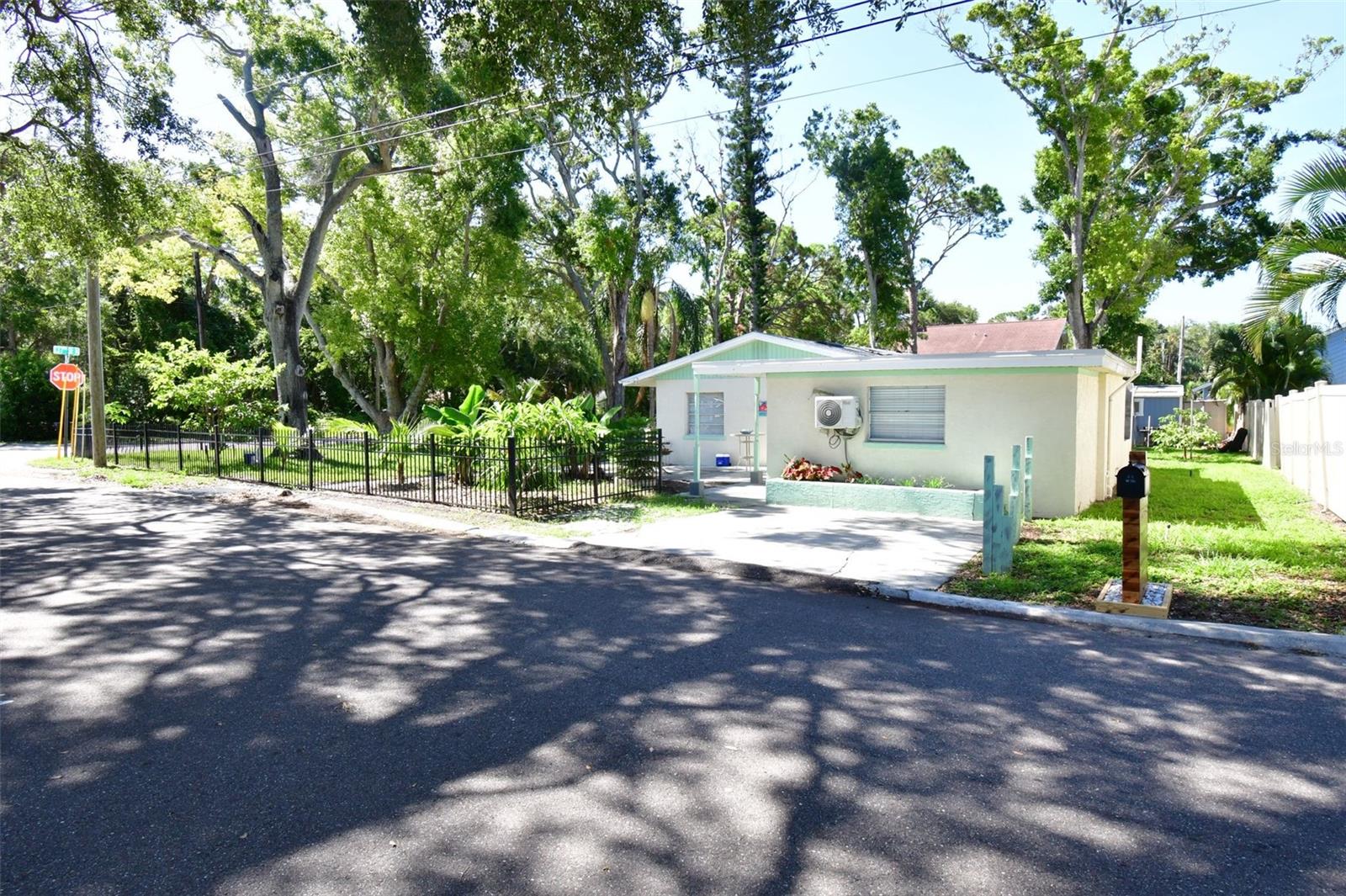 Image 28 of 30 For 7684 Oakhurst Road