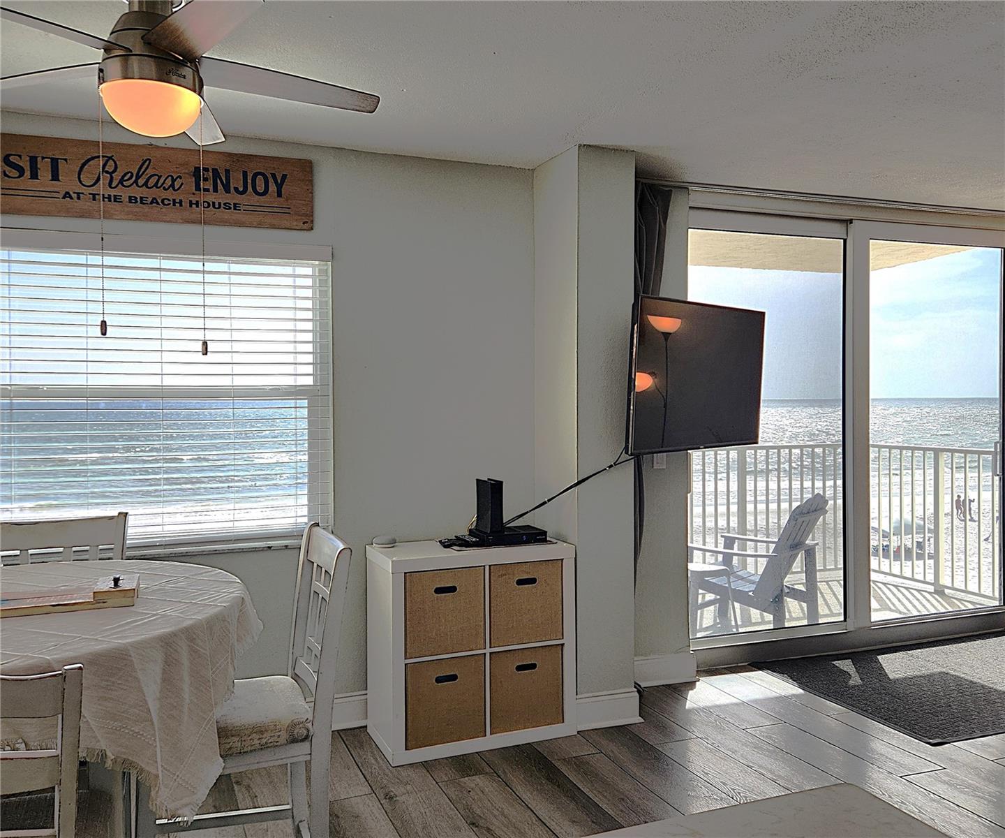 Image 13 of 44 For 18650 Gulf Boulevard 314
