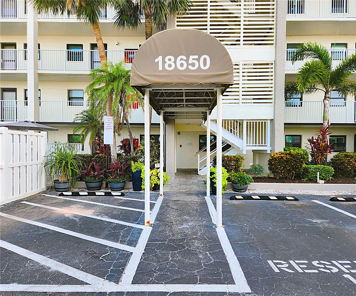 Image 2 of 44 For 18650 Gulf Boulevard 314