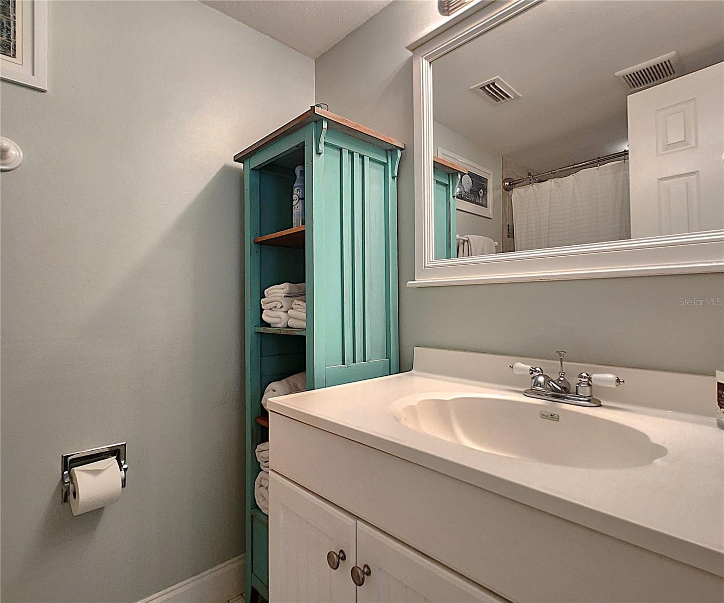 Image 26 of 44 For 18650 Gulf Boulevard 314