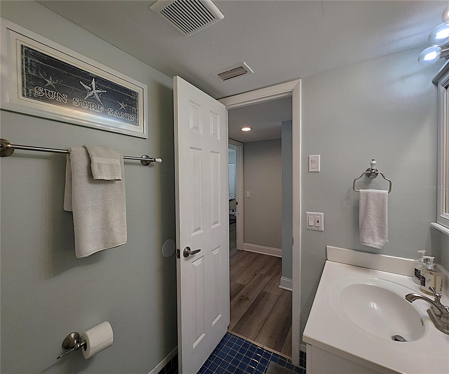 Image 37 of 44 For 18650 Gulf Boulevard 314