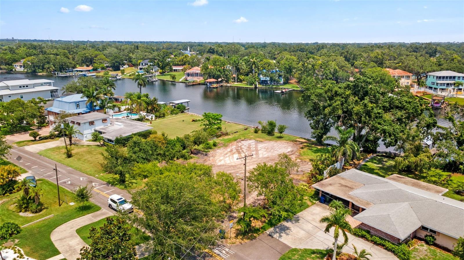 Image 12 of 32 For 4205 River View Avenue