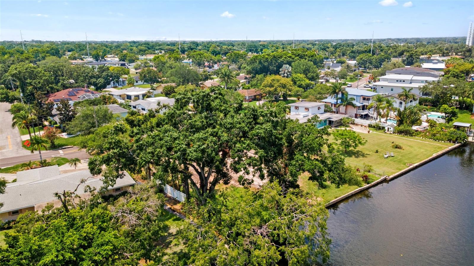 Image 13 of 32 For 4205 River View Avenue