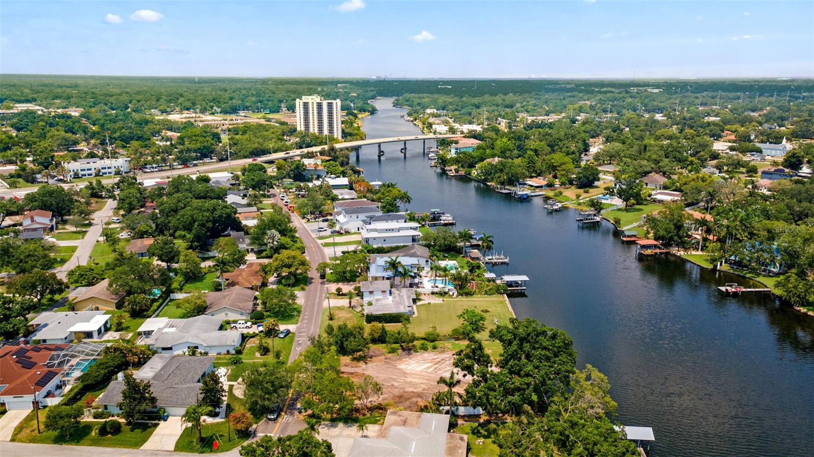 Image 24 of 32 For 4205 River View Avenue