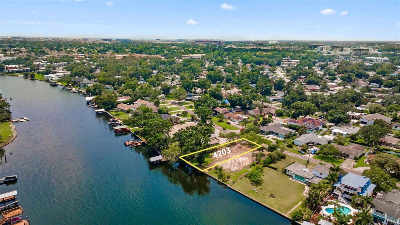 Image 26 of 32 For 4205 River View Avenue