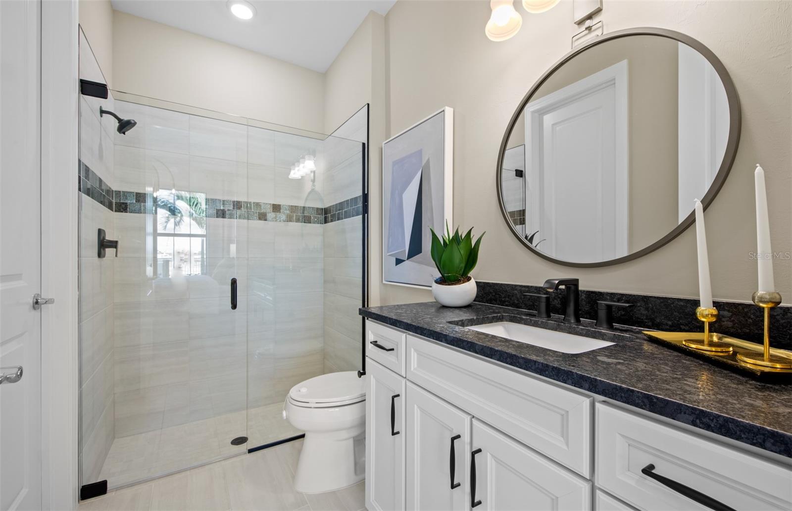 Image 23 of 59 For 16423 Sapphire Point Drive
