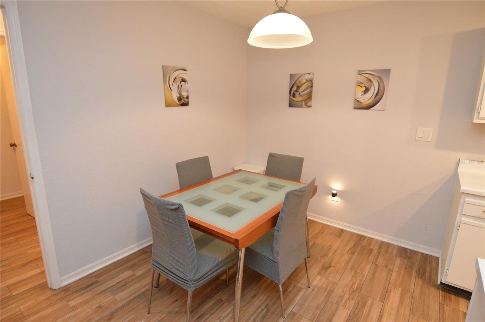 Image 15 of 97 For 10265 Gandy Boulevard N 1409