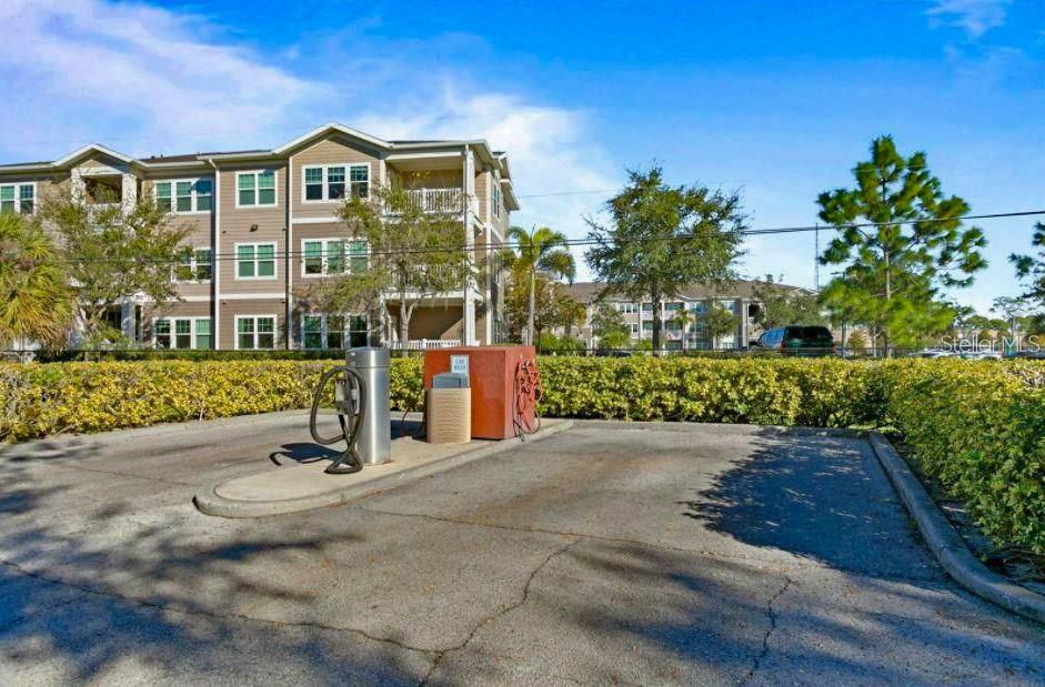 Image 61 of 97 For 10265 Gandy Boulevard N 1409