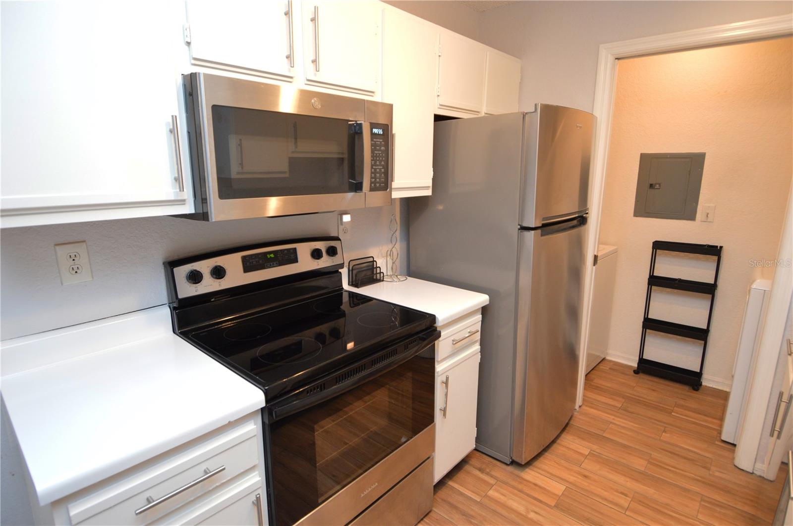 Image 8 of 97 For 10265 Gandy Boulevard N 1409