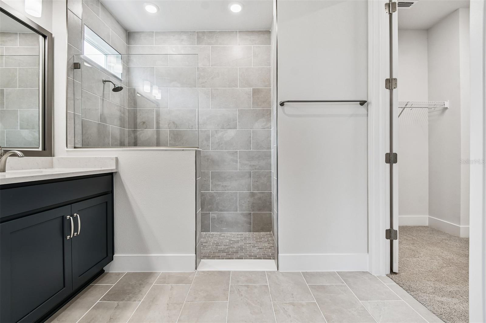 Image 23 of 42 For 11858 Richmond Trail