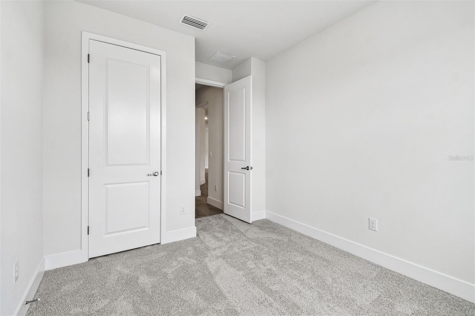 Image 31 of 42 For 11858 Richmond Trail