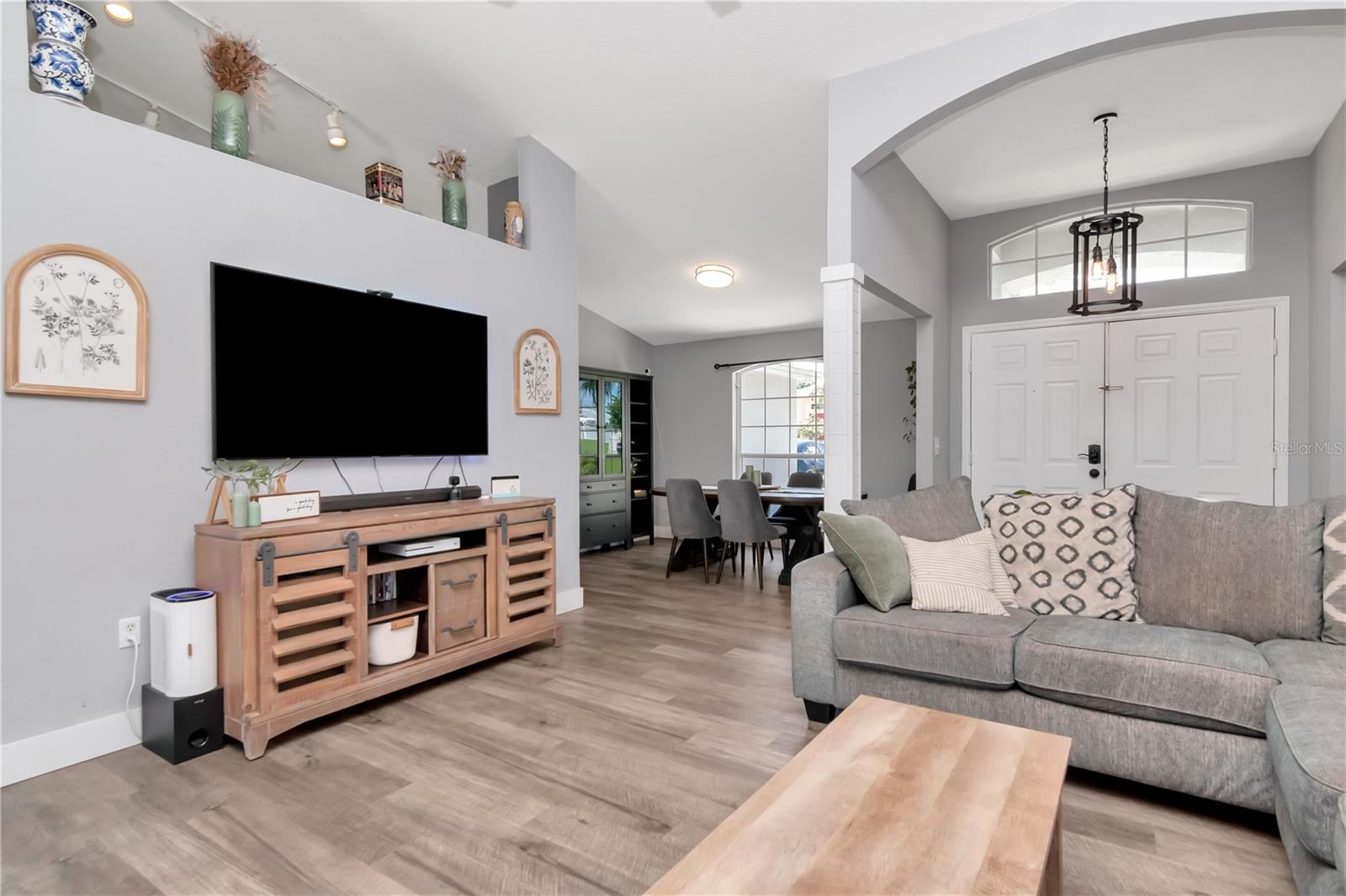 Image 10 of 51 For 2869 Hickory Ridge Drive