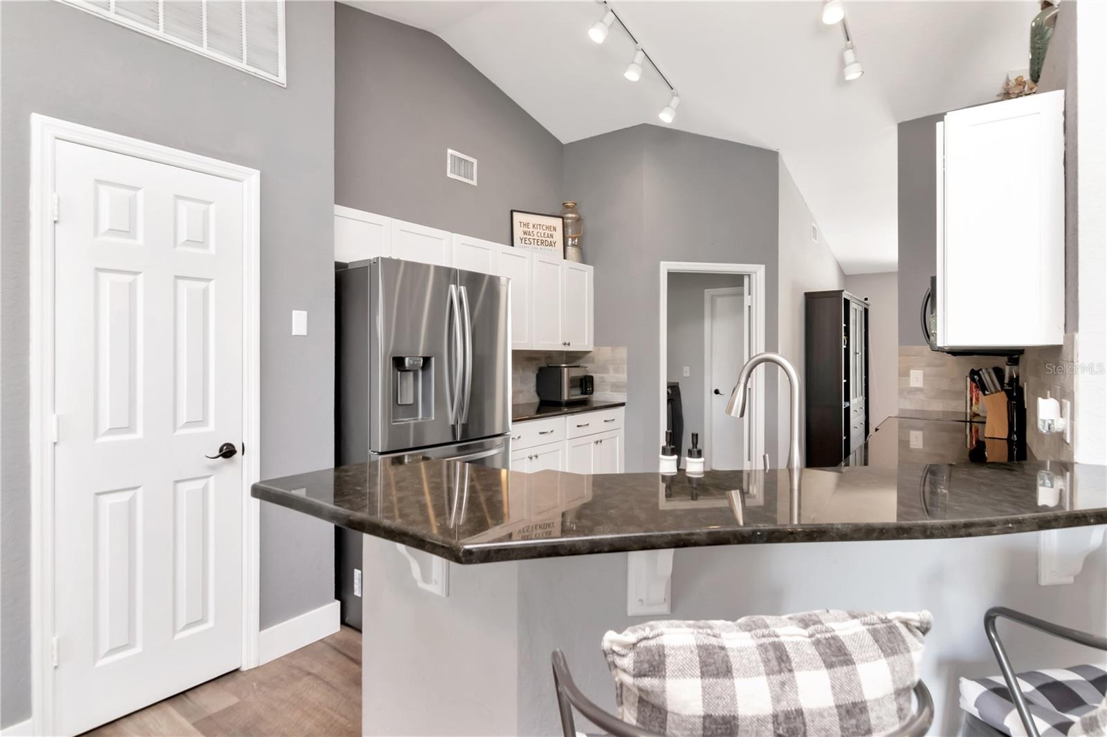 Image 15 of 51 For 2869 Hickory Ridge Drive