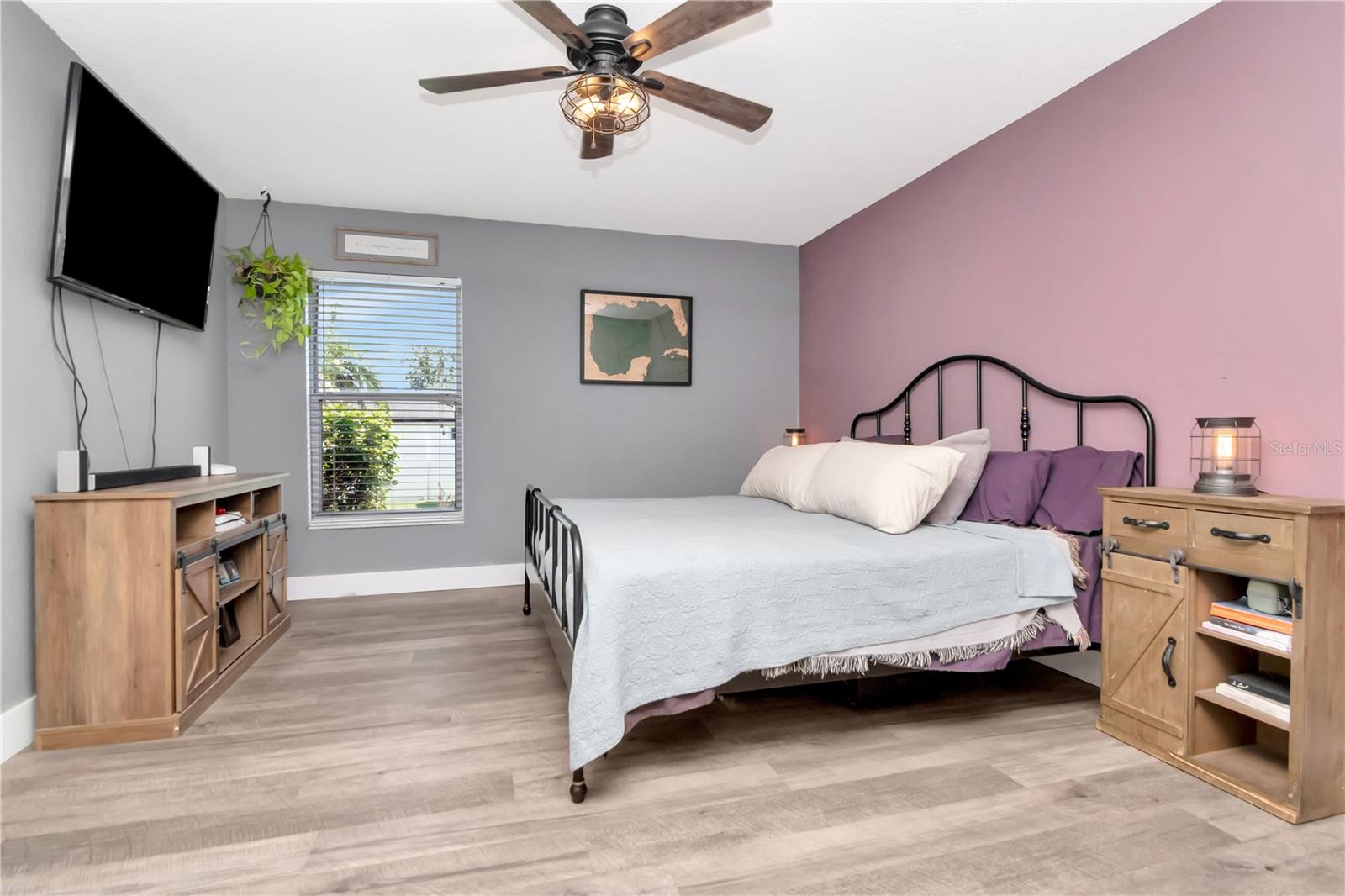 Image 22 of 51 For 2869 Hickory Ridge Drive