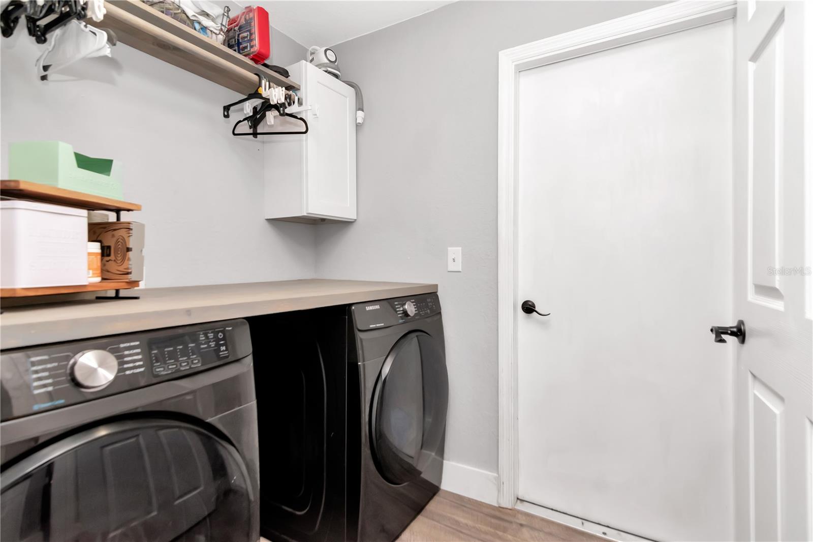 Image 26 of 51 For 2869 Hickory Ridge Drive