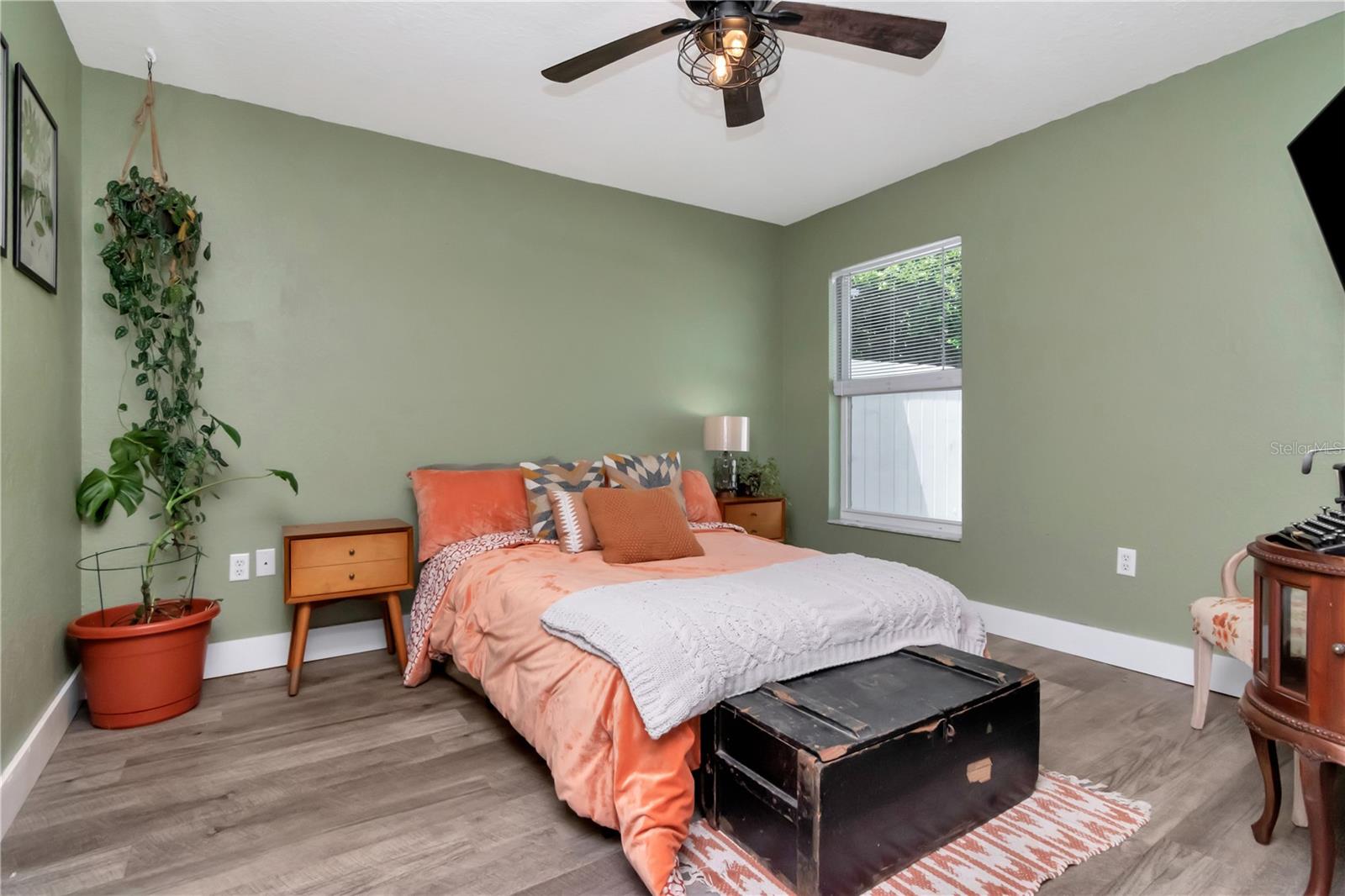 Image 29 of 51 For 2869 Hickory Ridge Drive