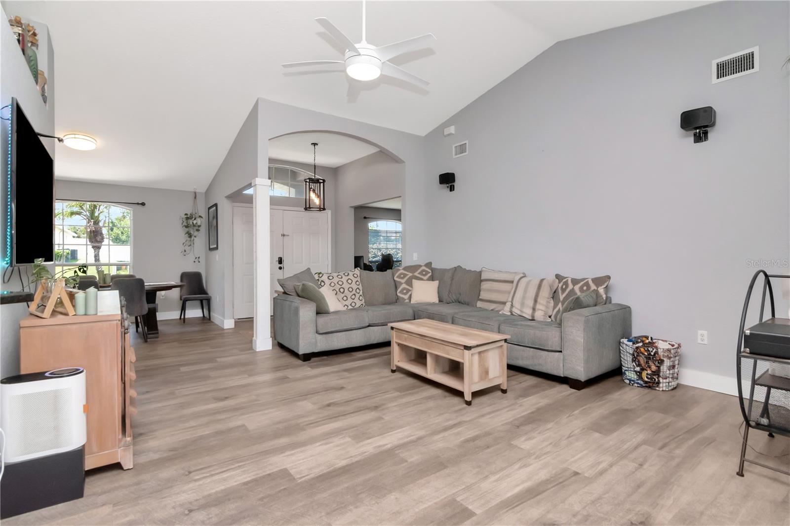 Image 9 of 51 For 2869 Hickory Ridge Drive